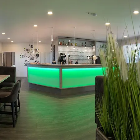 מלון Fernblick 3*